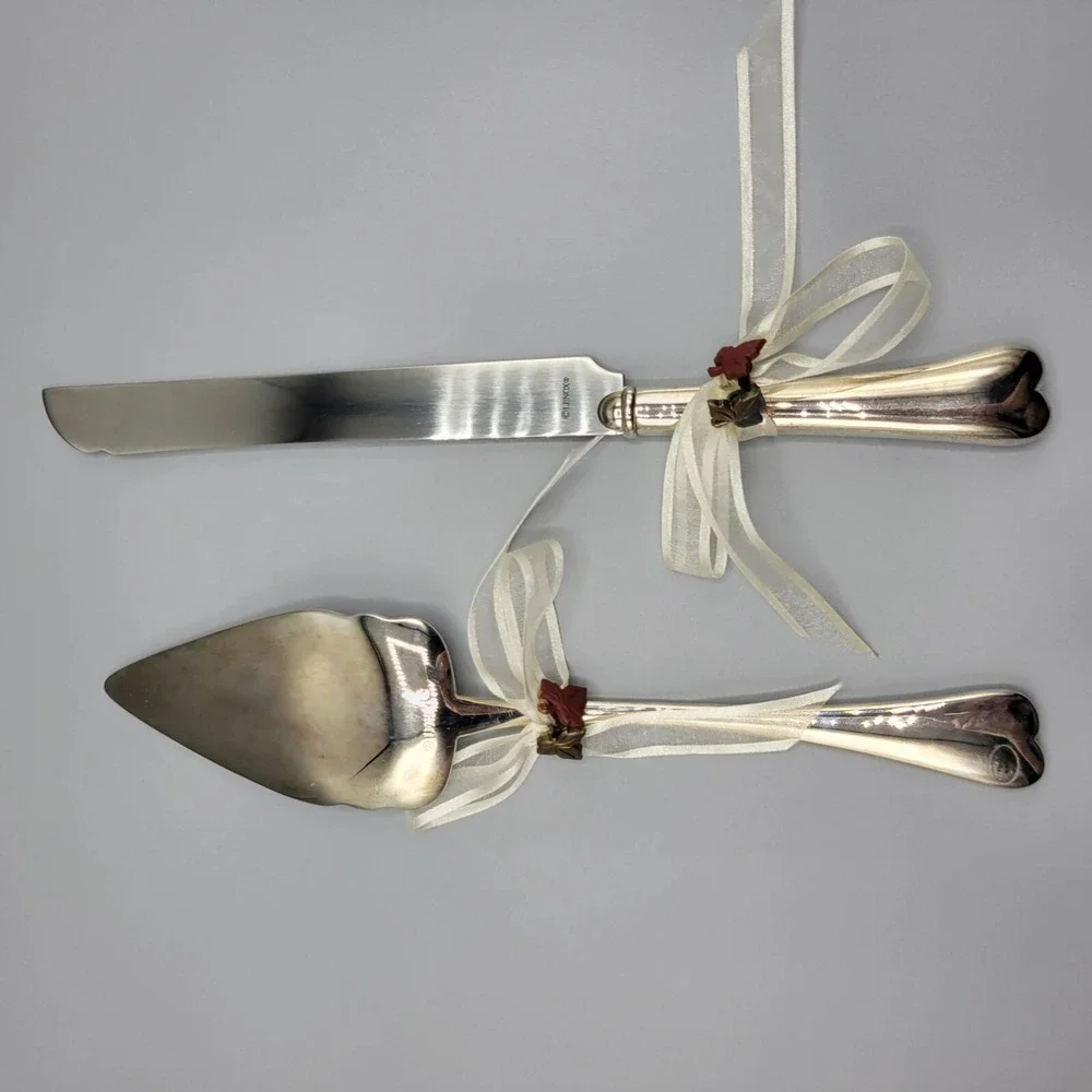 Lenox Wedding Promises 2 Piece Dessert Set Knife Server Silver Handles w/ Hearts